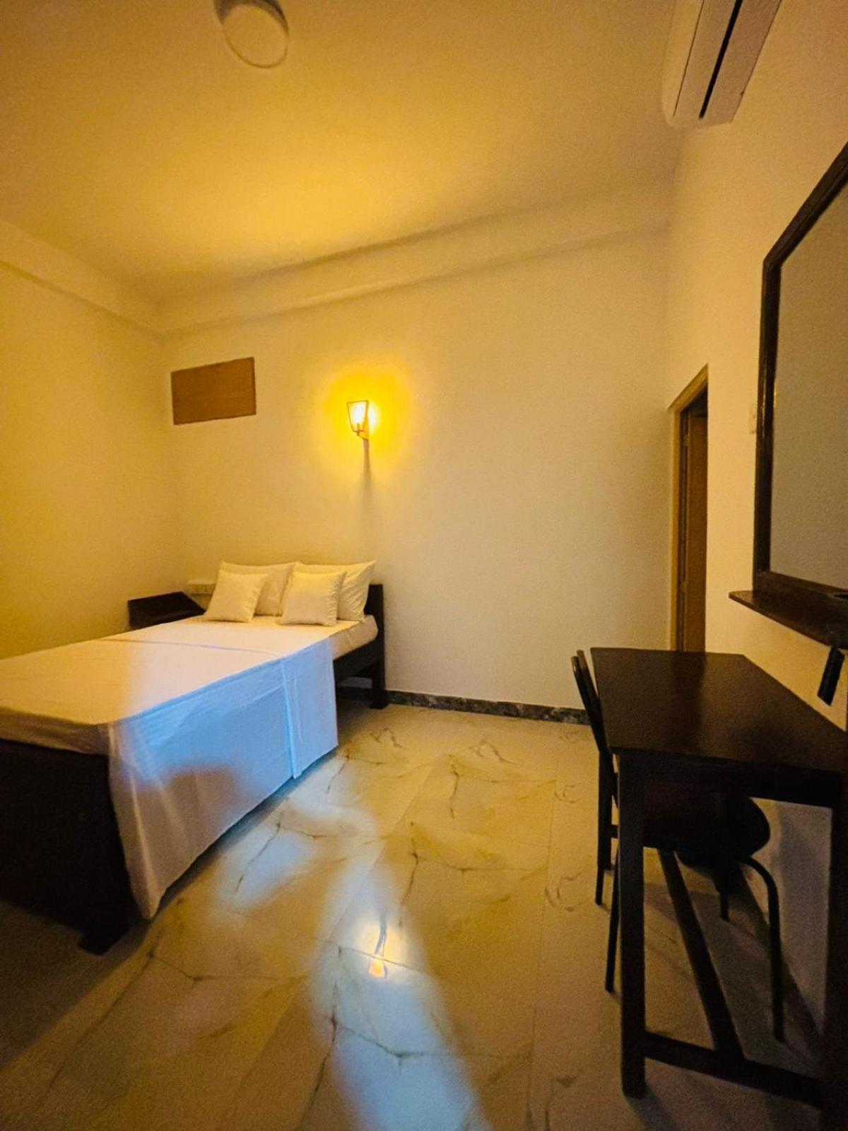 Jaya Villa - Near Airport Negombo Exterior photo